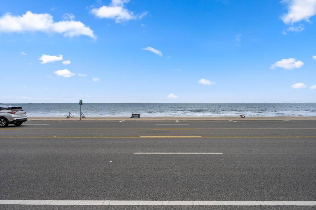 Bello Condominio Con Vista Al Mar, Jacuzzi Interno Galveston Ngoại thất bức ảnh